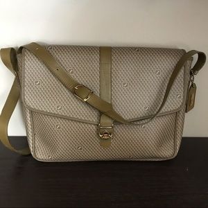 i Santi Italy Leather Messenger Bag